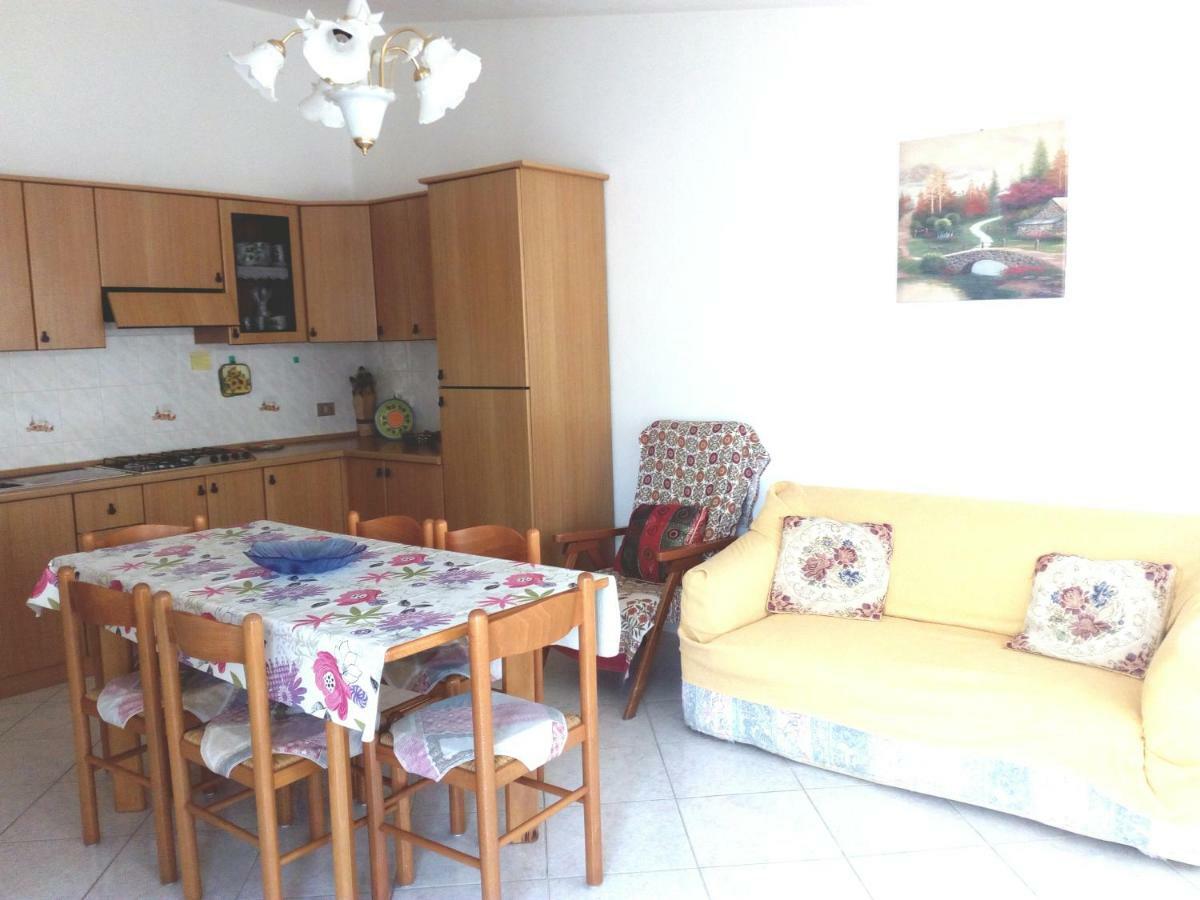 SANTU LUISU iun P2230 Apartment Galtellì Exterior foto