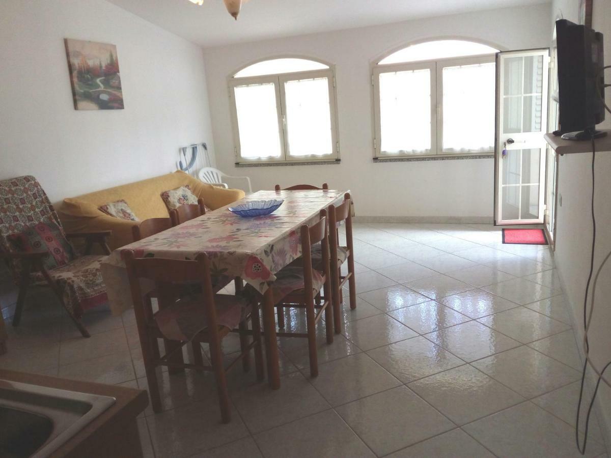 SANTU LUISU iun P2230 Apartment Galtellì Exterior foto
